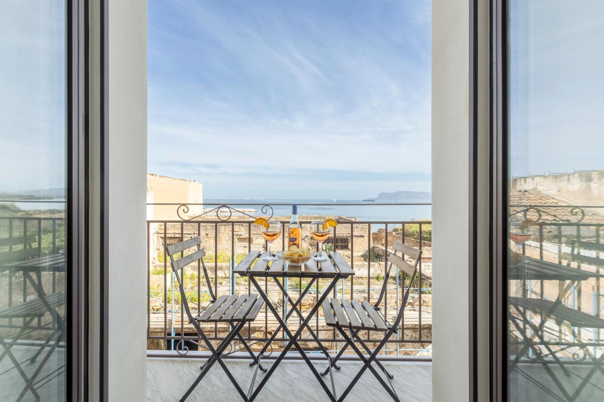 Erasmo Home Luxury Vista Mare Палермо Екстериор снимка